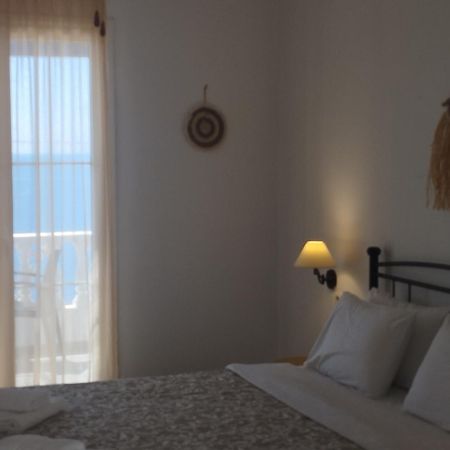Marisini Sea View Lejlighedshotel Mpatsi Eksteriør billede