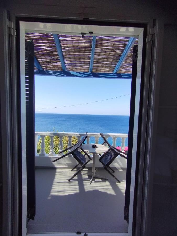 Marisini Sea View Lejlighedshotel Mpatsi Eksteriør billede